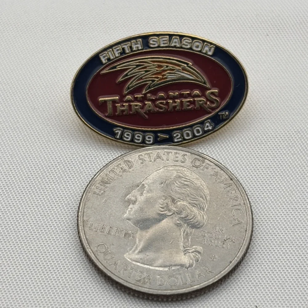 Atlanta Thrashers‎ Ice Hockey Team Fifth Season 1999-2004 Lapel Hat Pin